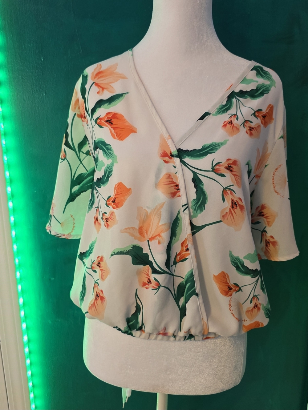 Sienna Sky Floral Surplice Blouse Ivory Orange Green Size L